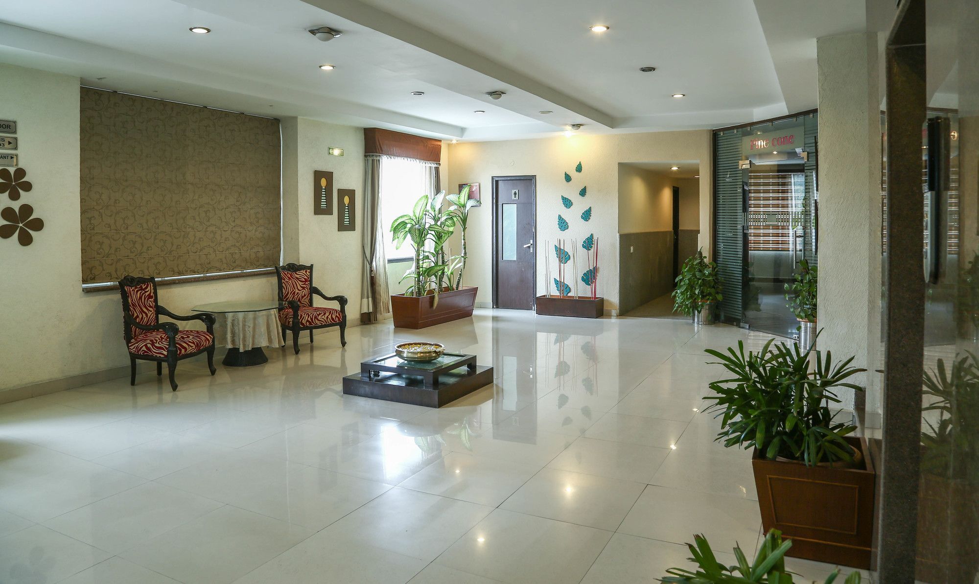 فندق Treebo Trend Gk Conifer دارامشالا المظهر الخارجي الصورة
